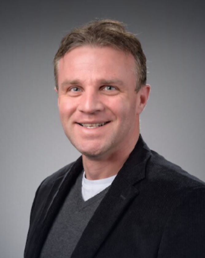 Brian Napierski headshot